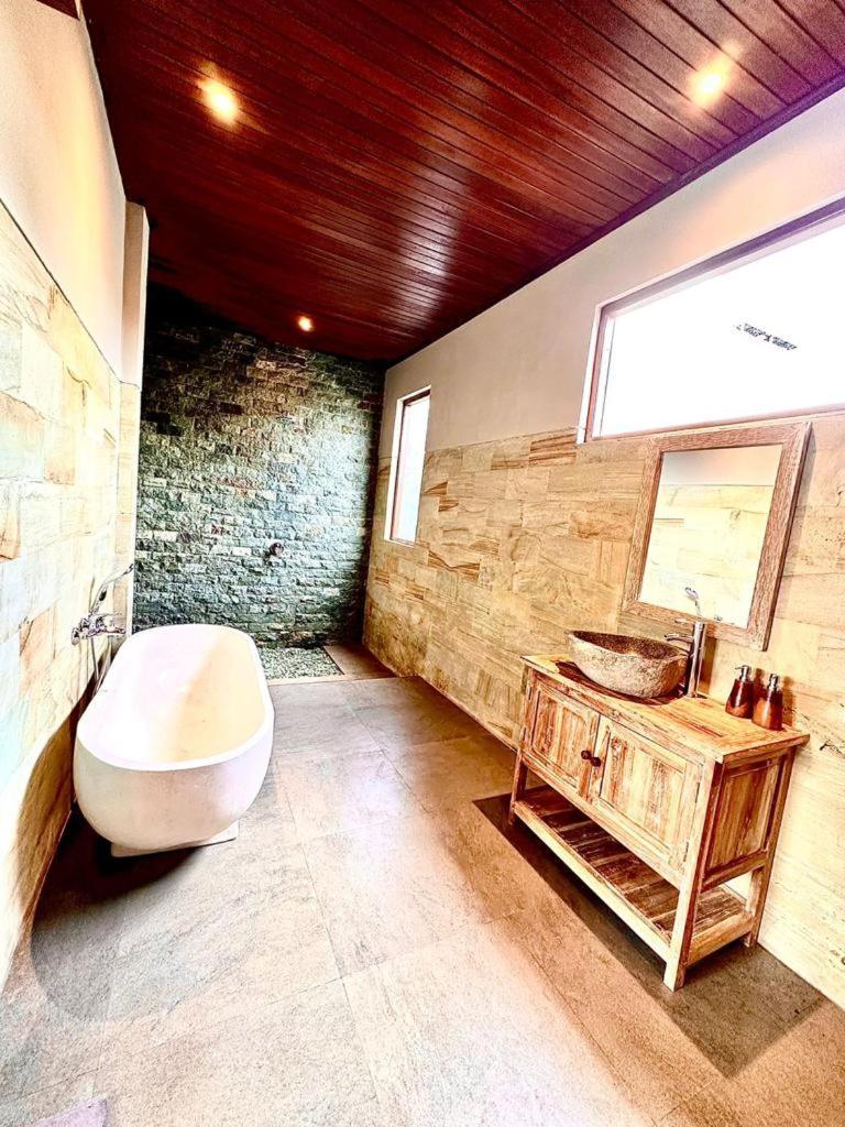 The Madawa Suites Ubud  Ngoại thất bức ảnh