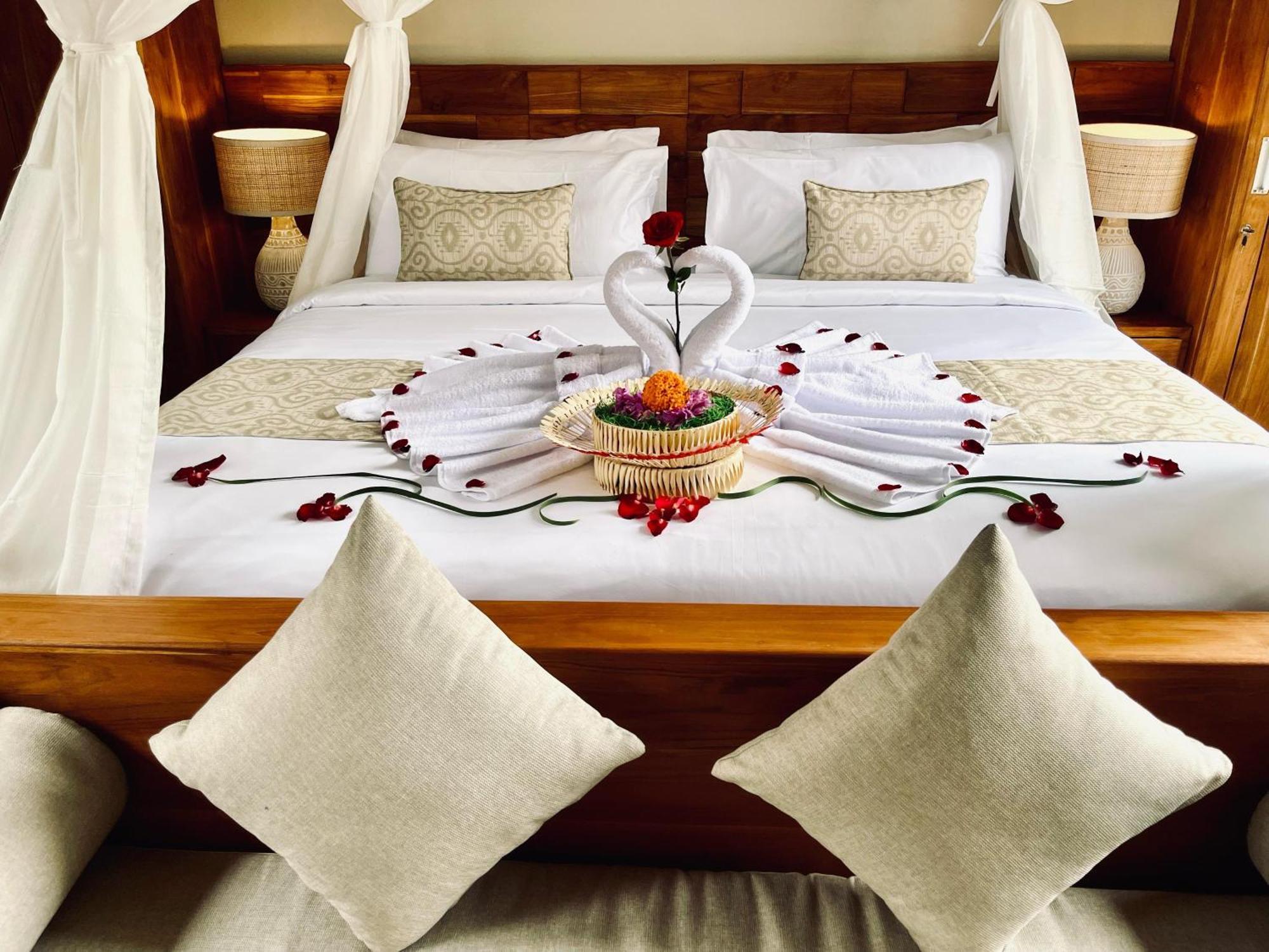 The Madawa Suites Ubud  Ngoại thất bức ảnh