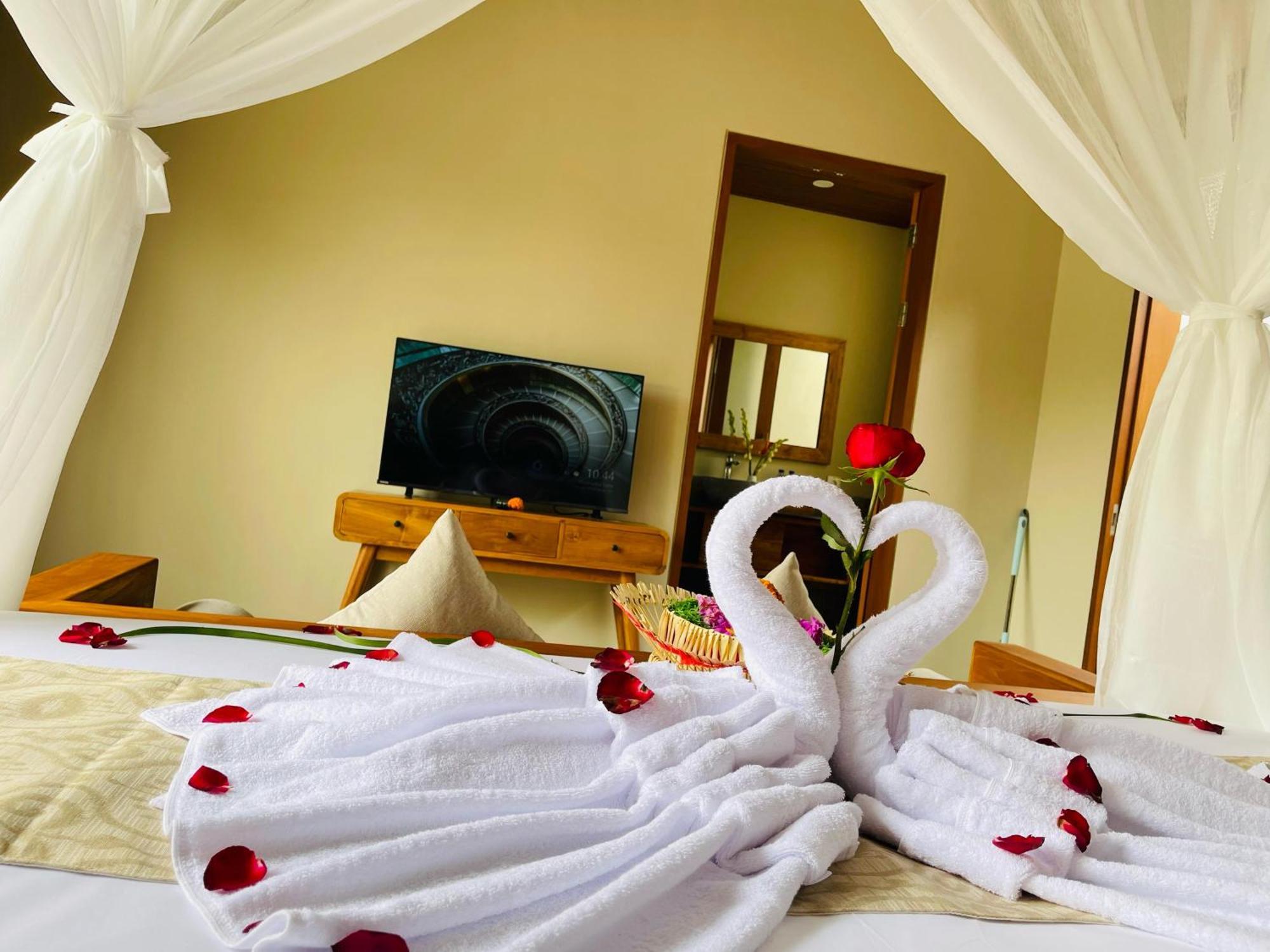 The Madawa Suites Ubud  Ngoại thất bức ảnh